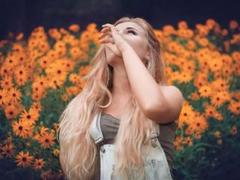 SweetMaryForU - blond female webcam at xLoveCam