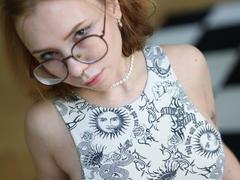 SugarNerdy from xLoveCam