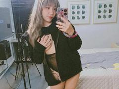SukiBelle - female with black hair and  big tits webcam at xLoveCam