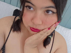SultanaLm - female with black hair and  big tits webcam at xLoveCam