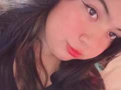 SultanaLm - female with black hair and  big tits webcam at xLoveCam