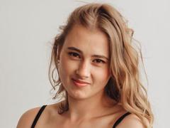 SunKitty - female webcam at xLoveCam