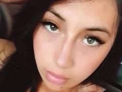SunnyEve - female with black hair and  big tits webcam at xLoveCam