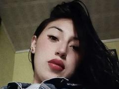 SunnyEve - female with black hair and  big tits webcam at xLoveCam