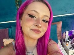 SunnyGlow - blond female webcam at xLoveCam