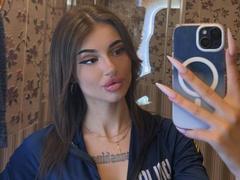 SunshineLi - female with black hair webcam at ImLive