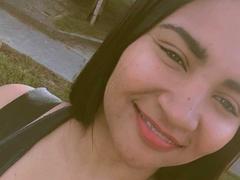 SusanaDiaz - female with black hair and  big tits webcam at xLoveCam