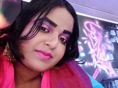 SusanaEshwarCurvy - female webcam at xLoveCam