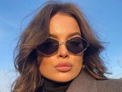 SusanaLinder - blond female with  big tits webcam at xLoveCam