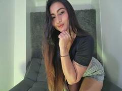 SusiBaez - female with red hair and  big tits webcam at xLoveCam