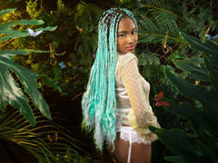 SusieBonnet - female with brown hair webcam at LiveJasmin