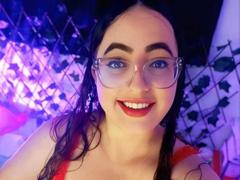 SussanMiller - female with brown hair webcam at xLoveCam