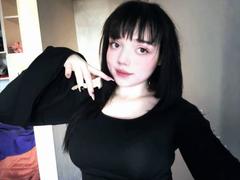 SuzieBrian from xLoveCam