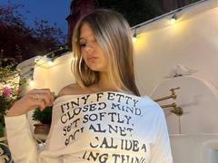 JeniceRowse - blond female webcam at LiveJasmin