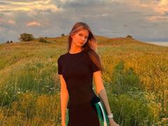 JeniceRowse - blond female webcam at LiveJasmin
