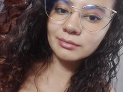 SuzzieV - female with brown hair and  small tits webcam at xLoveCam