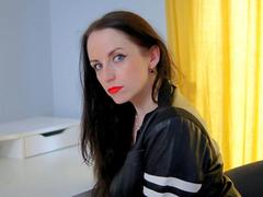sugarLeila-hot from xLoveCam