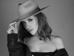 SweetAbey - blond female with  small tits webcam at xLoveCam