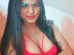 SweetAlma69 - female webcam at xLoveCam