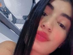 SweetAmandaPolis - female webcam at xLoveCam