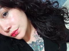 SweetAmeliee - female with black hair webcam at xLoveCam