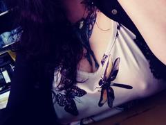 SweetAmeliee - female with black hair webcam at xLoveCam