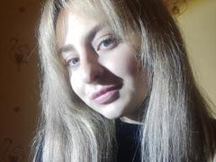 SweetAmeliya - female with  small tits webcam at xLoveCam