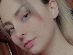 SweetAmeliya - female with  small tits webcam at xLoveCam