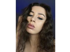 SweetCherryy69 - female with brown hair webcam at xLoveCam