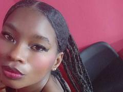 SweetEbonyLover - female with brown hair webcam at xLoveCam