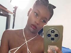 SweetEbonyLover - female with brown hair webcam at xLoveCam