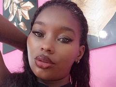 SweetEbonyLover - female with brown hair webcam at xLoveCam