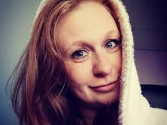 SweetElisa - female with red hair webcam at xLoveCam