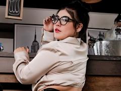 SweetEmily69 - female with black hair webcam at xLoveCam