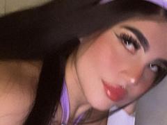 SweetEmily69 - female with black hair webcam at xLoveCam