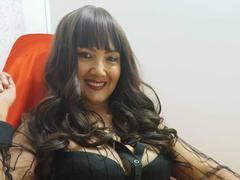 SweetFoxyne - female with brown hair webcam at xLoveCam