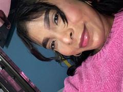 SweetGirland - female with black hair webcam at xLoveCam