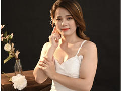 SweetHana - couple webcam at xLoveCam