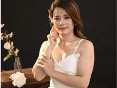 SweetHana from xLoveCam