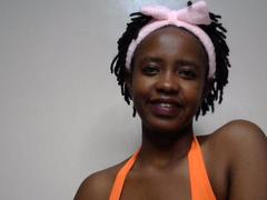 SweetHeidi from xLoveCam