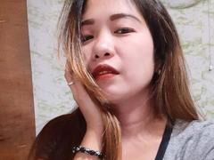 SweetHotDesire - female webcam at xLoveCam