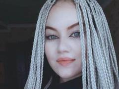 SweetKarolinaOh - female with  small tits webcam at xLoveCam