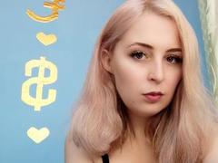 SweetLilit - female with brown hair webcam at xLoveCam