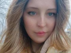 SweetLilit - female with brown hair webcam at xLoveCam