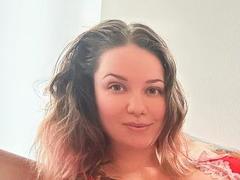 SweetLitia-hot - blond female webcam at xLoveCam