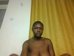 SweetLoveQueen69 from xLoveCam