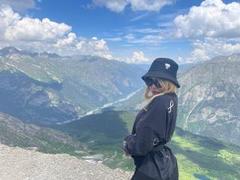 SweetNosha - blond female webcam at xLoveCam