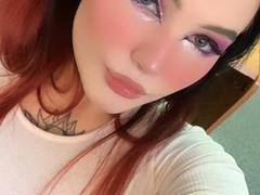 SweetNosha - blond female webcam at xLoveCam