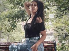 SweetShanny - female with black hair and  big tits webcam at xLoveCam