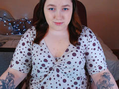 SweetXAliceX - female with brown hair and  big tits webcam at xLoveCam